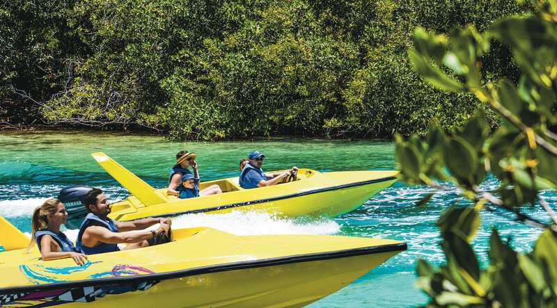 Cancun: Speedboat Mangrove Jungle & Snorkel Tour - Aquaworld Cancun Marina check-in, lockers, and getting ready