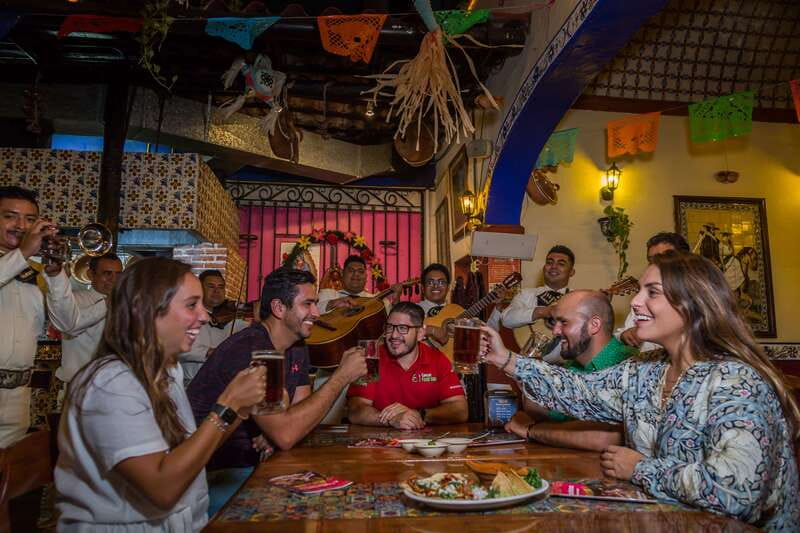 Cancún: Taco & Local Beer Tasting Tour with transportation - Getting picked up in Cancun, then getting fed fast