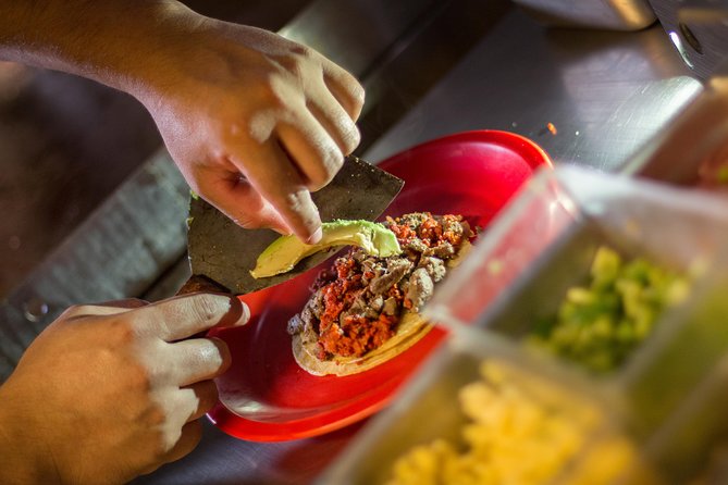 Cancun Taco Tour, Local Beer and Night Market with Transportation - Why a 5:00 pm taco tour feels smarter than daytime in Cancun
