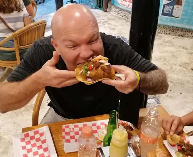 Cancun Taco Tour: Street Food & Tequila Tasting in Downtown - Meeting point: Parque de las Palapas, not the hotel zone