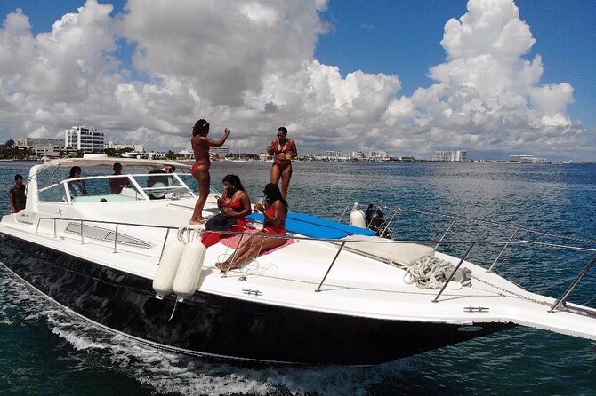 Cancun yachts rental BEATIFUL YACHT 46FT, 15 PAX MAX 25P6 - The 2-Hour vs 4-Hour vs 6-Hour Plan (And What Each Option Gives You)