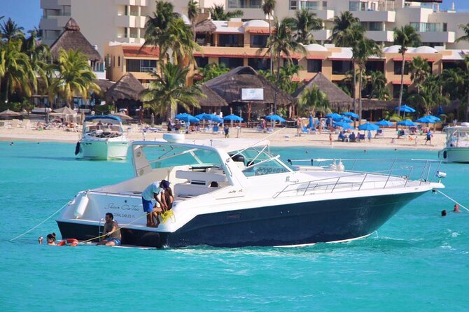 Cancun yachts rental BEATIFUL YACHT 46FT, 15 PAX MAX 25P6 - Meeting Point at Real Inn Hotel Zone (How to Make This Smooth)