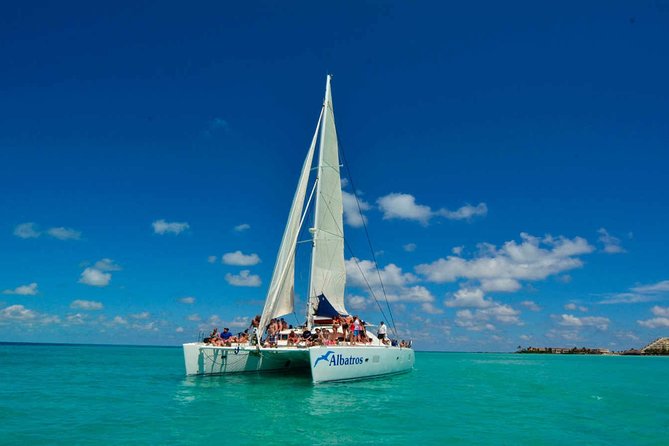 Catamaran Sailing to Isla Mujeres with Snorkeling, Lunch & Open Bar included - Check-In at Marina Chac Chi and What to Do Before 9:30