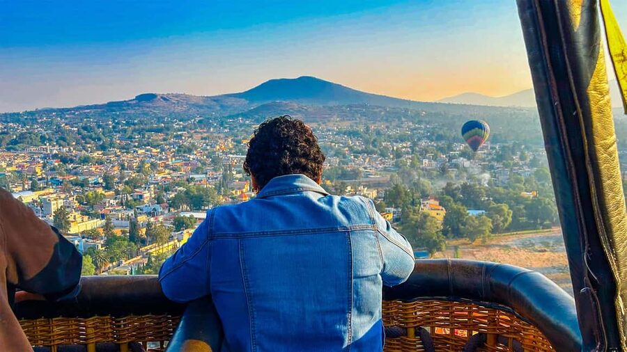 CDMX: Teotihuacan Hot Air Balloon with Breakfast - Obsidian Workshop and Tequila Tasting: Culture, Craft, and Shopping Stops