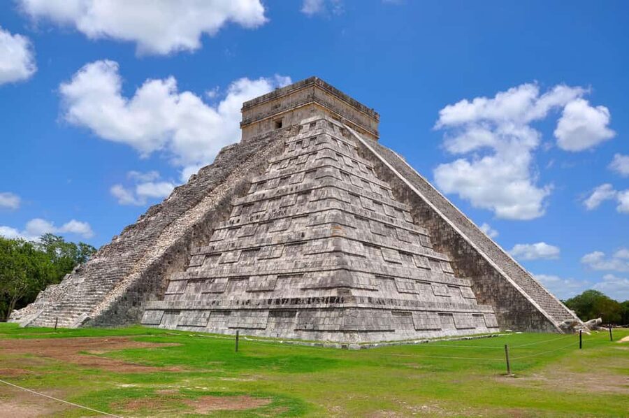 Chichen Itza: All-Inclusive Tour with Valladolid & Cenote - Cenote Chichikan swim: lockers, life vests, and what to expect