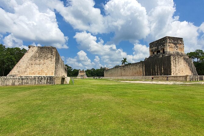 Chichen Itza, Beautiful Cenote and Valladolid All Inclusive Tour - Oxman cenote swim: steps, lifejackets, and a reset from the heat