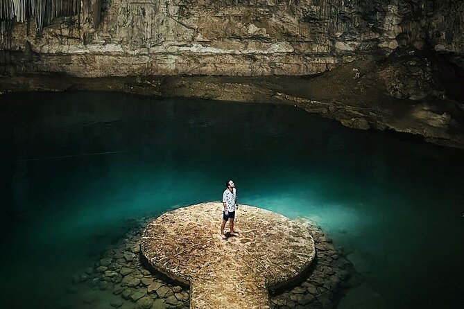 Chichén Itzá, Cenote Suytún & Cenote Ik-kil Expedition - Food and drink: boxed lunch on the bus, then buffet at Ik-kil