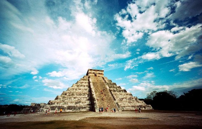 Chichen Itza Day Trip Exclusive Nool-Ha Cenote & Valladolid Visit - Chichen Itza Ruins: Ball Court, El Castillo, and the Story Behind the Stones