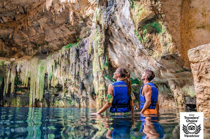 Chichén Itzá Guided Tour with Cenote & Buffet at Valladolid - Pickup logistics: where you meet the bus