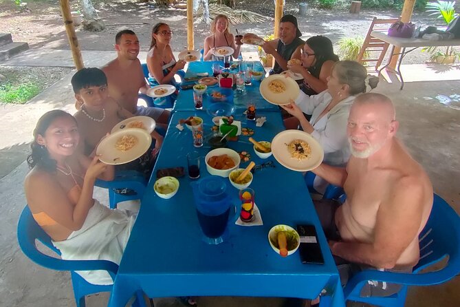 Chichen Itza, Private Cenote/Food Experience & the magic Izamal - Your free-explore hour at Chichén Itzá