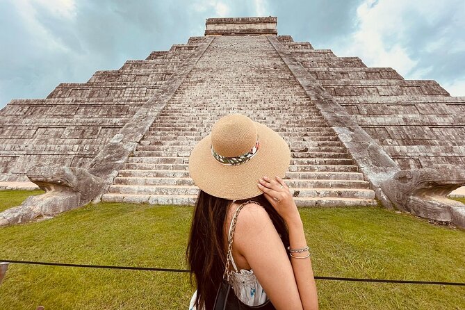 Chichen Itza Private Tour VIP - Chichén Itzá with your own guide, not a van lecture