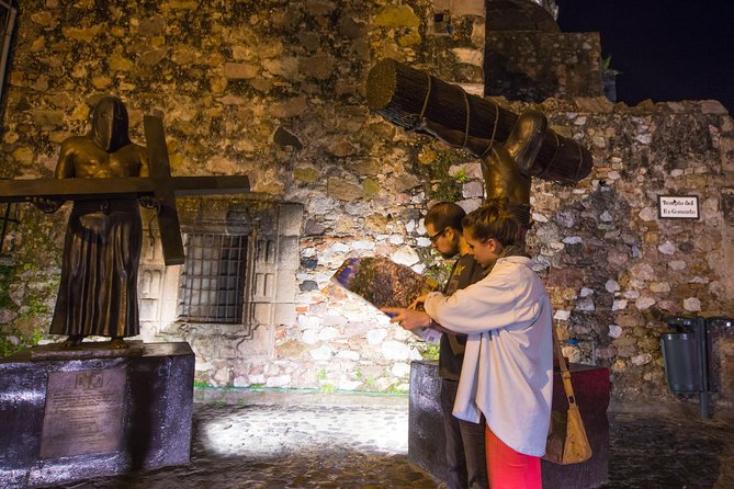 COMBO - Guadalupe Shrine & Teotihuacan Pyramids + Taxco (2 days) - How the bilingual guide and live commentary keep the day from feeling random