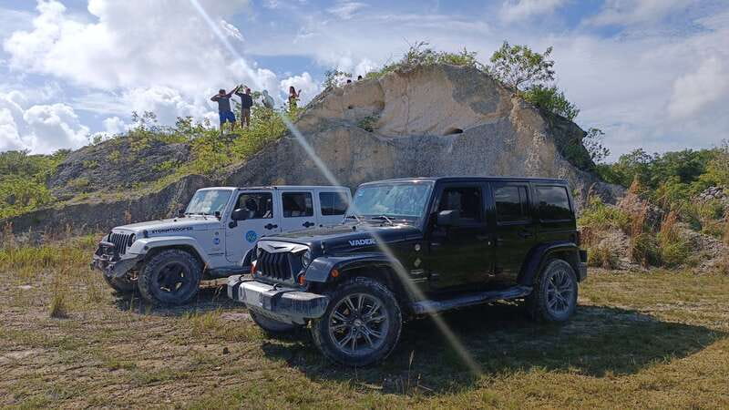 Cozumel: 5-Hour Private Caves and Ruins Tour with Lunch - Private Cozumel Pickup, Your Own Jeep or SUV, and a Cooler That Helps