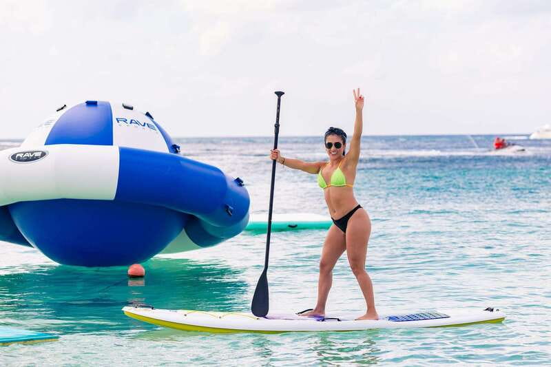 Cozumel: Best Day Pass at San Francisco Fun Beach Club - A quick reality check on seating, crowding, and the club’s age