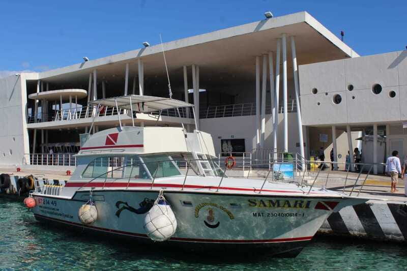 Cozumel: El Cielo & Palancar Snorkel with Open Bar & Ceviche - Entering El Cielo: starfish shallows and the photo-friendly water