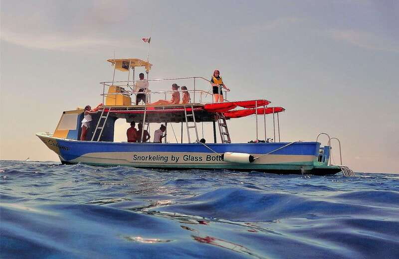 Cozumel: VIP Glass Bottom Boat & Snorkeling 3 Reefs Tour - The Boat: Bathroom, Sundeck, and the Dry-View Advantage