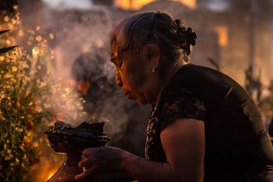 Day of the Dead Tour in San Andres Míxquic From Mexico City - Mixquic Streets: Ofrendas, Pre-Hispanic Roots, and What to Look For