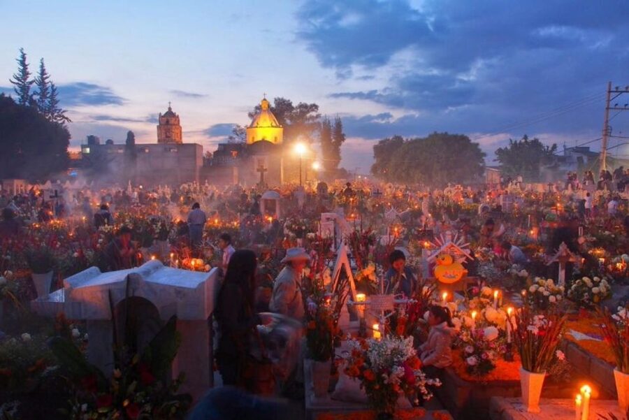 Day of the Dead Tour in San Andres Míxquic From Mexico City - Getting There, Beating Traffic, and Using the 9-Hour Plan