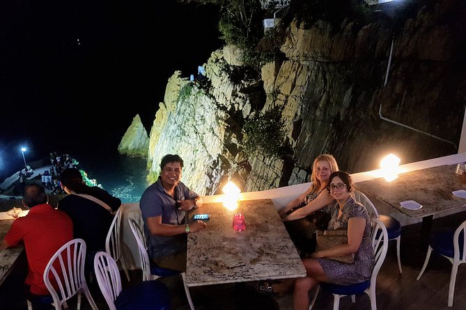 DeLuxe Cliff Divers+Sunset Exhibition byNight w/Different Options - Key points to know before you go