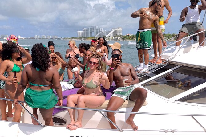 Deluxe Yacht 48FT with FlyBrige Rental in Cancun - 6 and 8 Hours: More Island Bays, Punta Sur, and Optional Beach Club