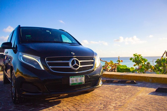 Departures in Mercedes Benz from Playa Mujeres to Cancun Airport - Price and value: $106 per group can be a bargain