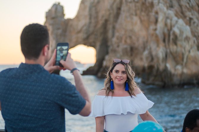 Dinner Cruise Tour in Cabo San Lucas with Tequila Tasting - From pickup to catamaran: how the Cabo timing really works