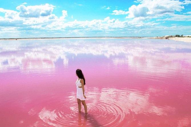 Discover the FABULOUS PINK WATERS in the Caribean - Guides, photo help, and the energy that makes or breaks the day