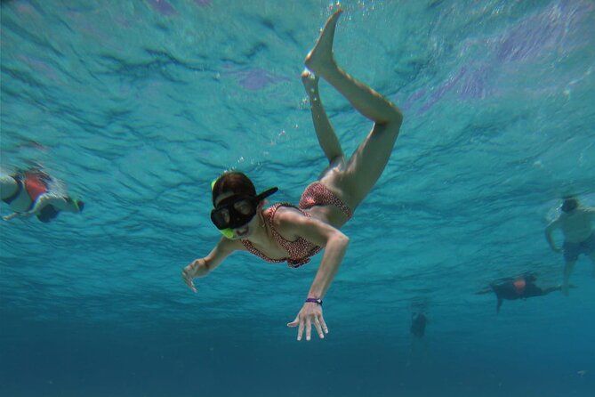 El Cielo Cozumel Snorkeling trip by Catamaran - National reef waters and the longer reef loop