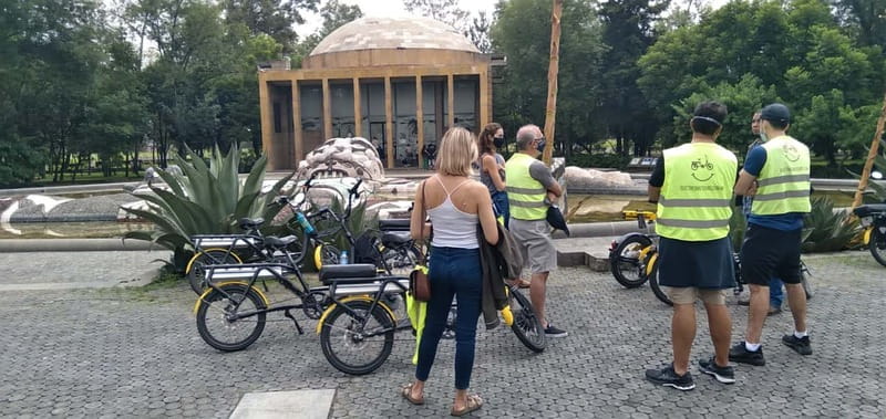 Electric Bike City Tour with a taco stop. - Why This 4-Hour E-Bike Loop Works in Mexico City