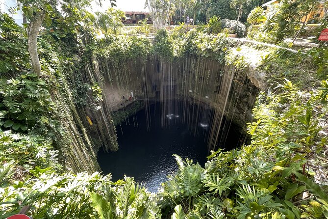 Exclusive Guided Tour: Chichen Itza - Cenote Ik Kil -Valladolid - Valladolid in one hour: colonial streets without the time sink