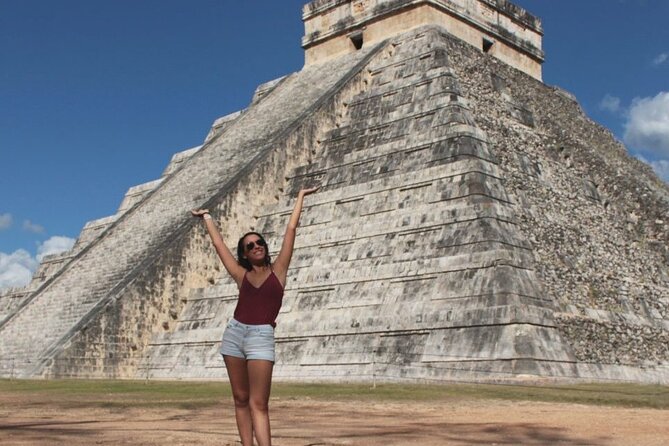 Exclusive Tour to Chichen Itza, 2 different Cenotes & Valladolid for 1 price! - Early food on the bus: your boxed breakfast start