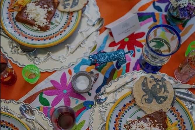 Flavors of Oaxaca: Cooking Class with No Set Menu and Local Market Tour - Dietary restrictions and language options that keep you included