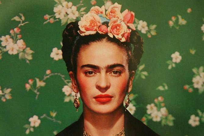 Frida Kahlo VIP [Museum Tickets Included] Bike, Markets & Churros - Stop by stop: Del Carmen, Jardín Centenario, and the Coyoacán market