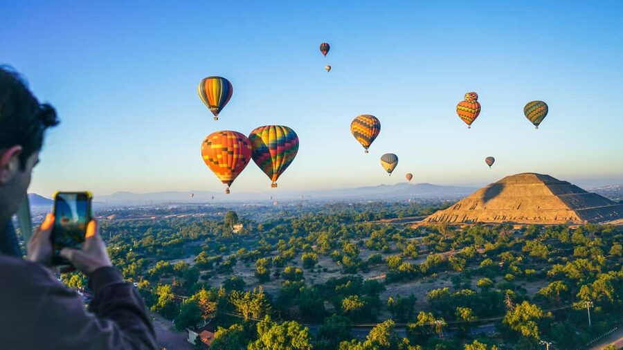 From CDMX: Teotihuacan Hot Air Balloon Ride & Optional Tours - Breakfast Stop: Fuel for Ruins Walking