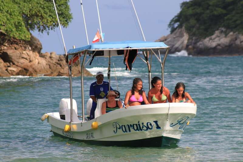 From La Crucecita: Private Huatulco 7 or 5 Bays Boat Trip - Hotel pickup and meeting your captain (small details that matter)
