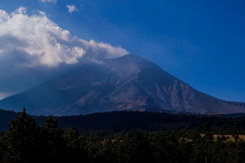 From Mexico City: Hike Iztaccihuatl Volcano with an Alpinist - What to bring, and what not to do in the park