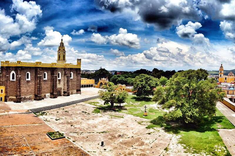 From Mexico City: Puebla and Cholula Day Tour - Lunch reality: included only if you select it, and plan for limited drink options