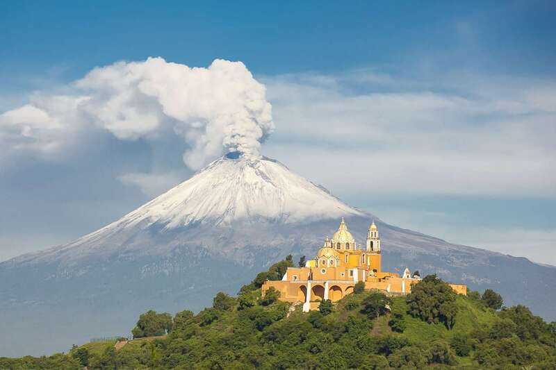 From Mexico City: Puebla and Cholula Day Tour - Santa María Tonantzintla: the baroque indigenist start that sets the tone