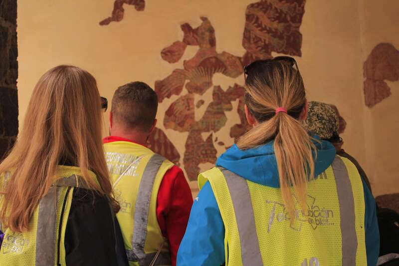 From Mexico City: Teotihuacan Pyramids and Bike Tour - Entering Teotihuacan with a guide, not just a map