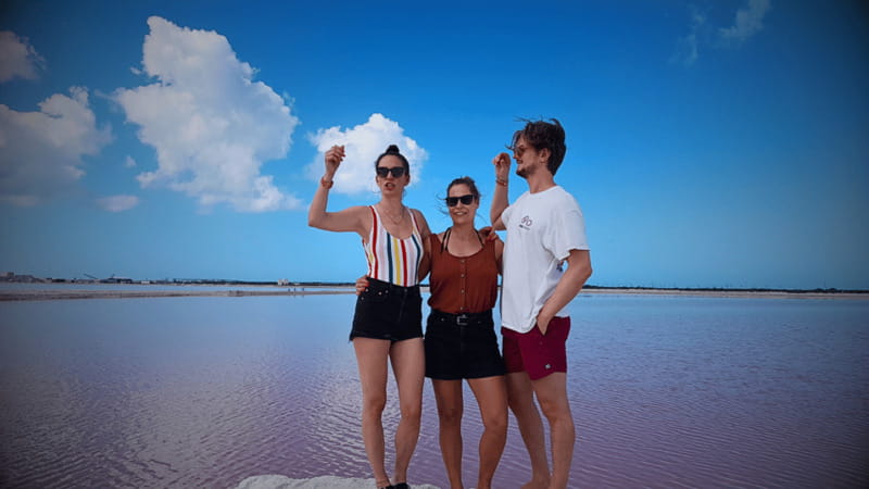 FROM VALLADOLID RIO LAGARTOS + LAS COLORADAS + CENOTE (COLECTIVO TOURISTIC) - Guides and language: Spanish can shape your boat experience