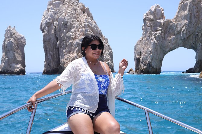 Group tour of the Cabo San Lucas Arch - El Arco in About an Hour, Without the Half-Day Commitment