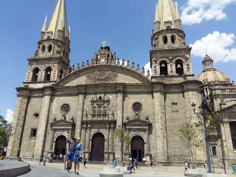Guadalajara: Culture, Architecture, and Market Walking Tour - San Juan de Dios Market: shopping, snacks, and real local energy