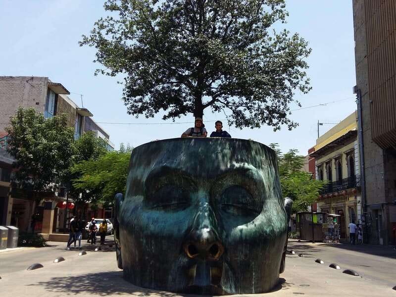 Guadalajara: Culture, Architecture, and Market Walking Tour - Meeting at Plaza Guadalajara, then staying on track