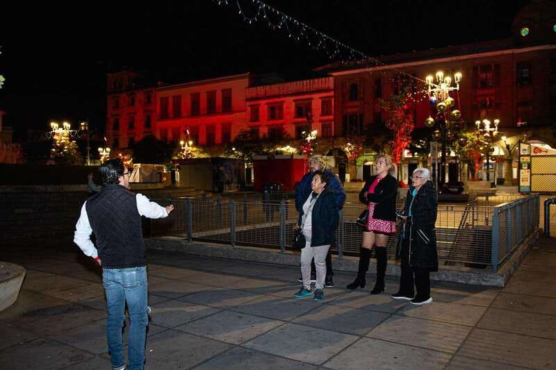 Guadalajara: Guided Tlaquepaque Night Tour with Hotel Pickup - Who should book, and who should skip this tour