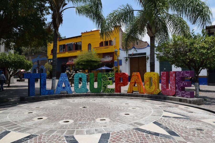 Guadalajara & Tlaquepaque Sightseeing Tour - Neoclassical Arches, La Estampida, and Puente Matute Remus