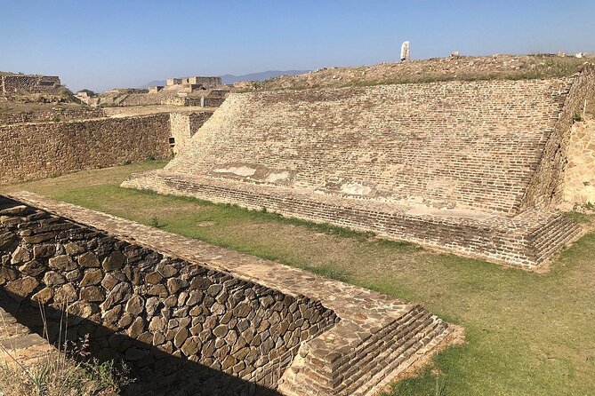Half day tour to Monte Albán - Tombs, temples, altars, and the I-shaped ball court