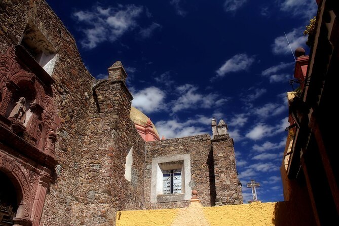 Historical and Cultural Walking Tour of San Miguel de Allende - Stop 3: Templo de Nuestra Señora de la Salud, Oratorio and Plaza Cívica