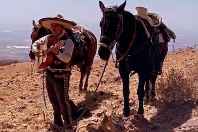Horseback Ride in Guanajuato with Live Music and Food - Meeting at Alhóndiga de Granaditas, then out to the mountains