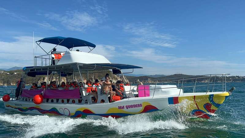 Huatulco: Bays Boat Tour with Snorkeling and Hotel Pickup - Key Highlights at a Glance