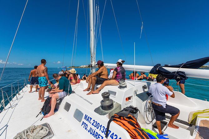 Isla Mujeres Catamaran, Open Bar & Optional Buffet and pick up - Price and the real cost of the ticket